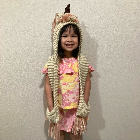 NWOT hooded scarf - Picture 7 of 7